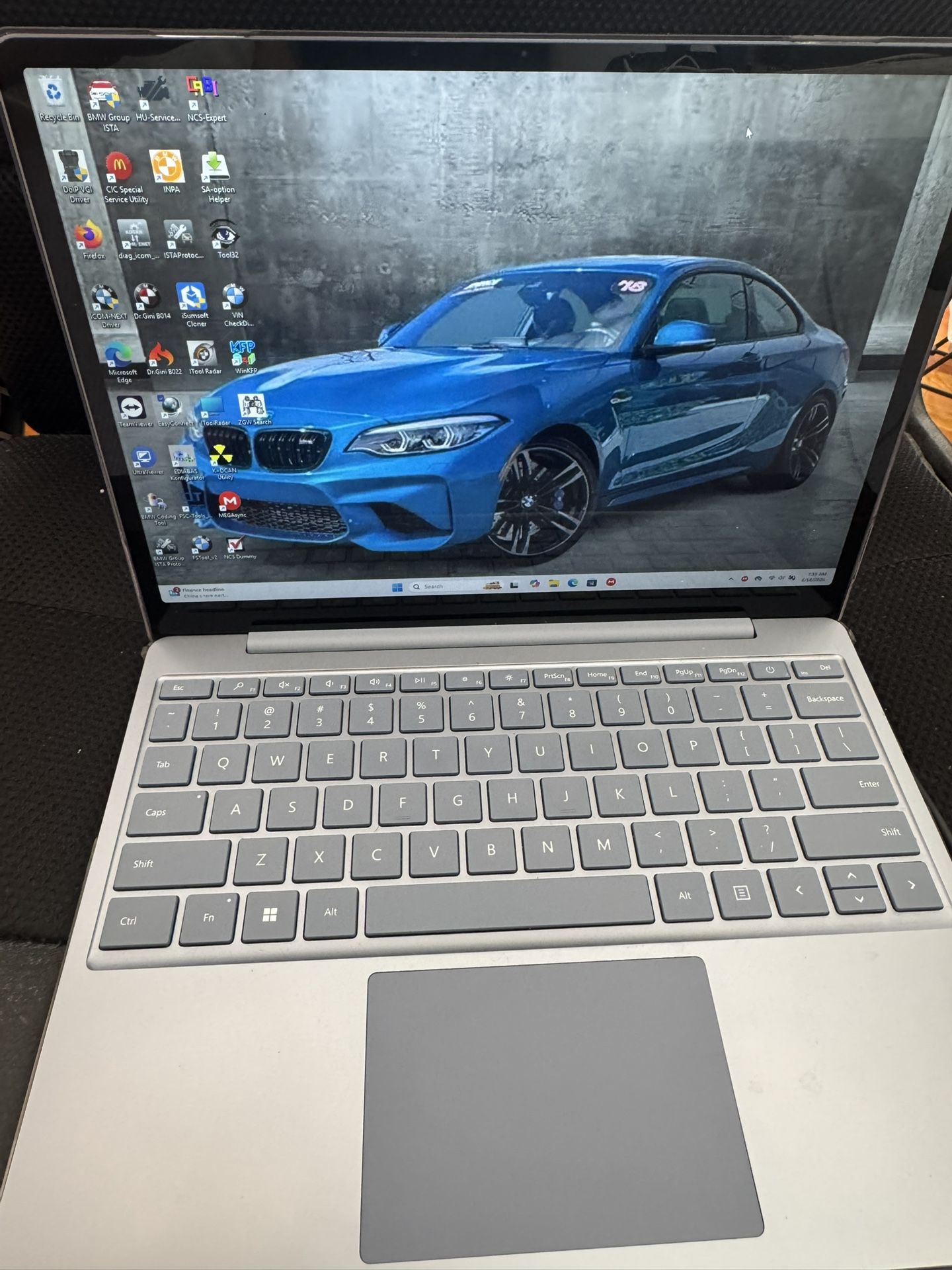 BMW E,F,G, I And D Series, RR, Mini cooper And Toyota supra Code Reader And Programming Tool 2025 With Windows Laptop Included