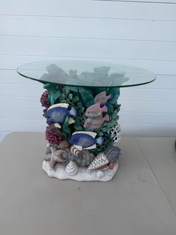 Hand Painted Plaster 3D Aquatic Side Table/ Aquarium Stand With glass top. Used in good condition with some  cosmetic blemishes. These blemishes are i