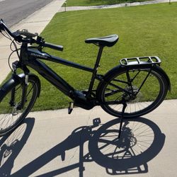 2023 Specialized Turbo Vado 3.0 Size Large 