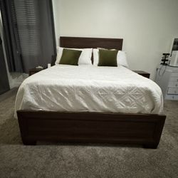 Queen Bedroom Set For Slaw 