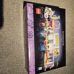 Lego 21339 BTS Dynamite