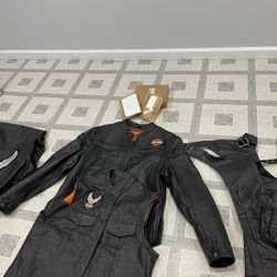 Motorcycle clothing