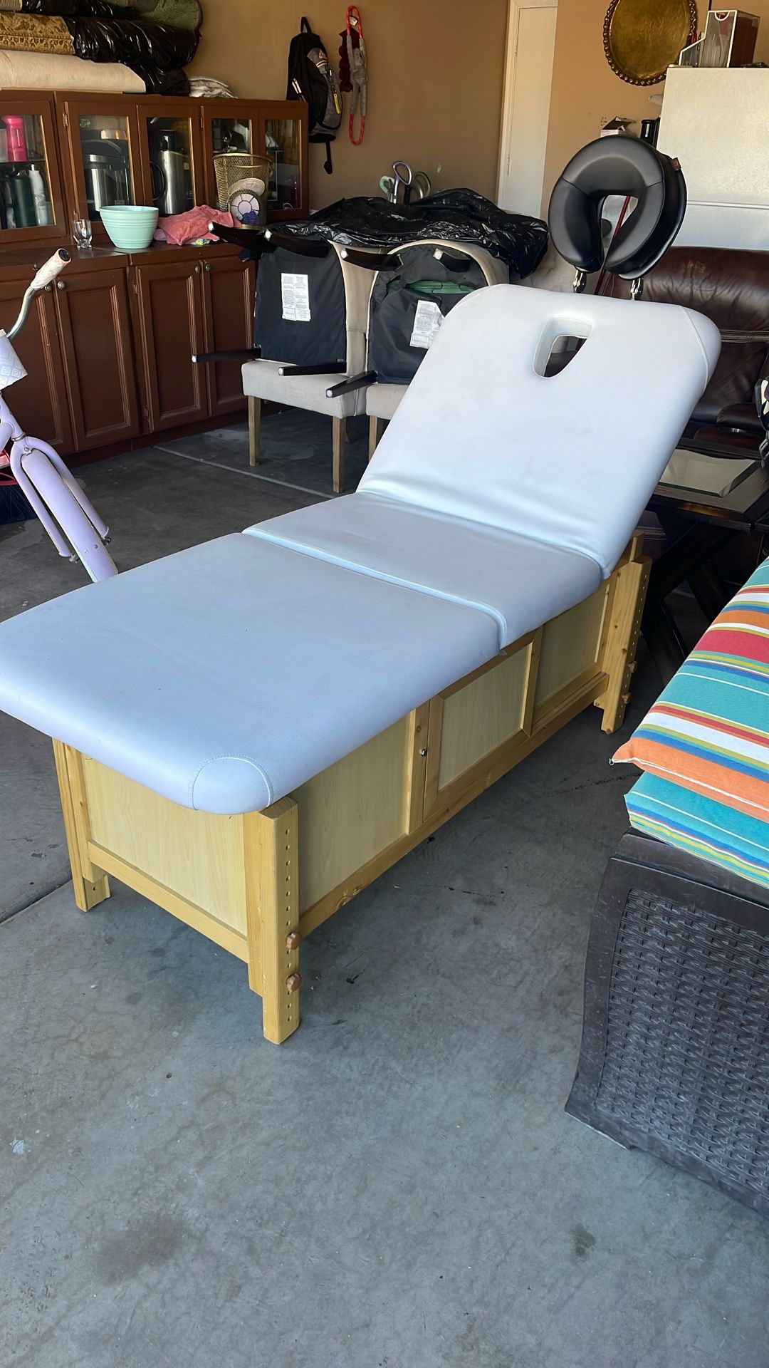 NRG Massage bed