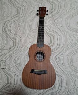 Strinberg UK06-C Concert Ukulele
