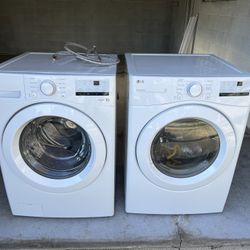 LG Washer / Dryer (gas)