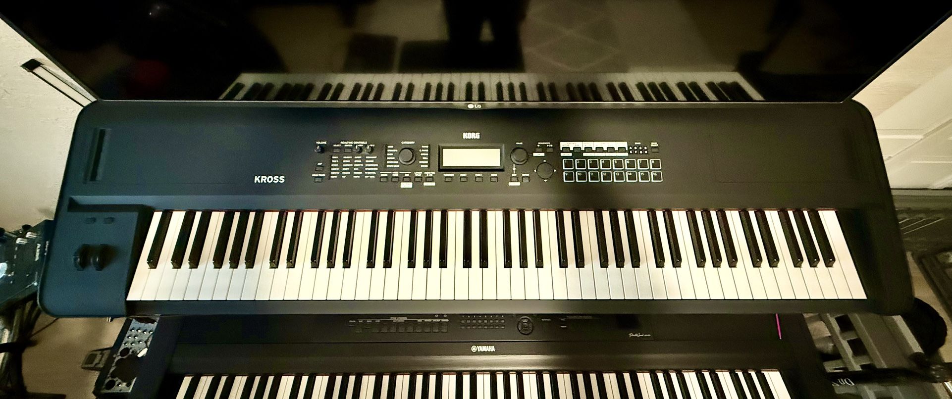 Korg Kross 2 88 Keys
