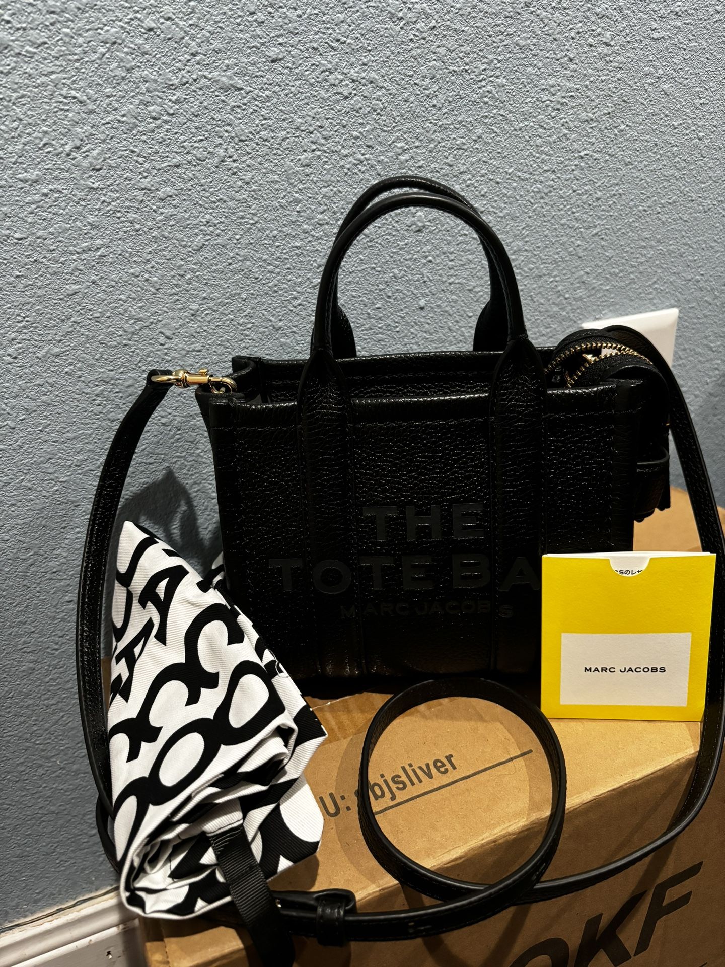 The Tote Bag By Marc Jacob Cross Body 200$