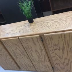 Beautiful oak media console cabinet -REDUCED 