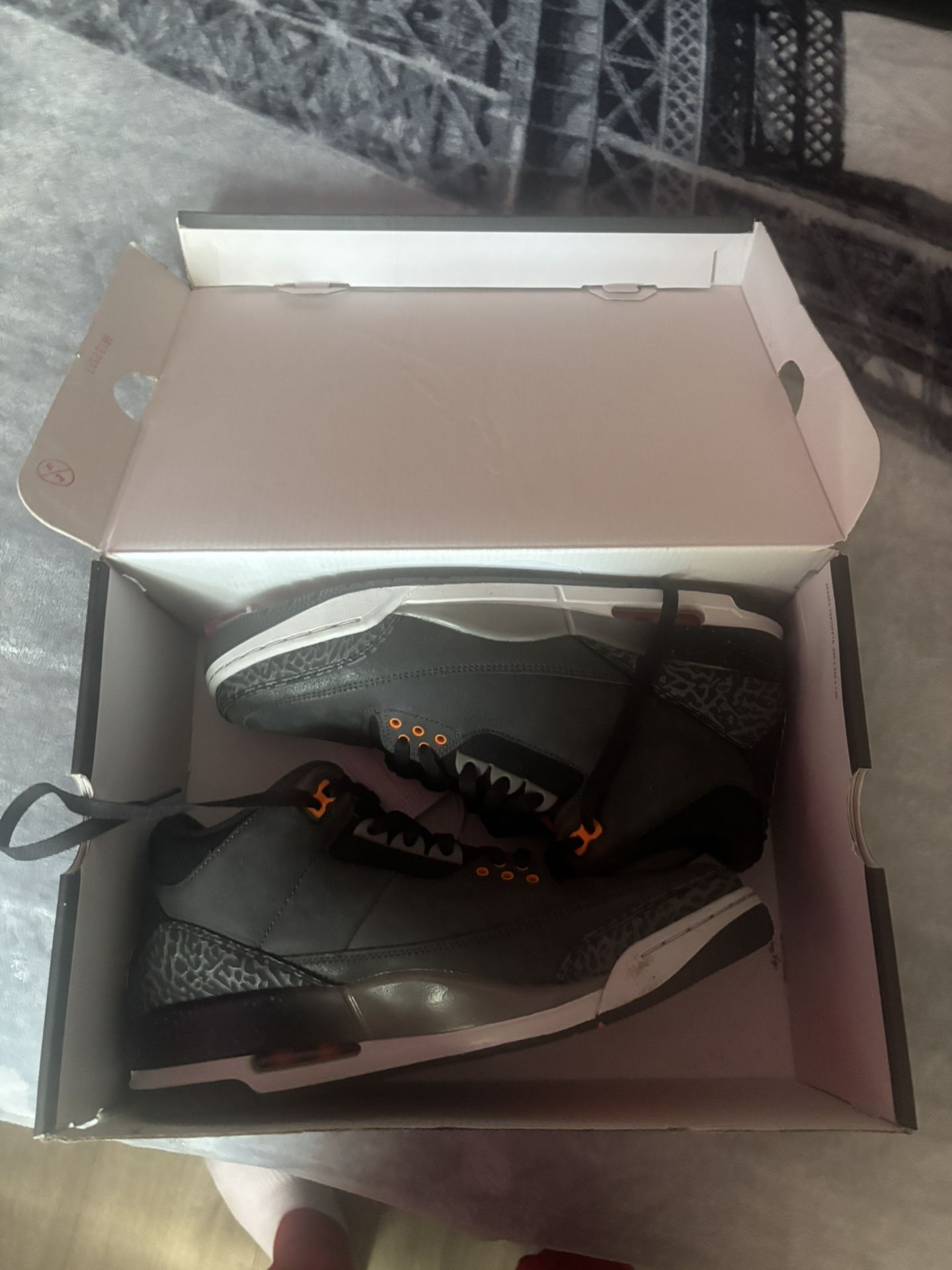 Jordan 3 retro orange-black