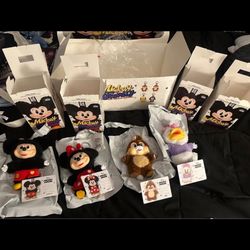 Pop Mart Mickey Family Keychains Disney 