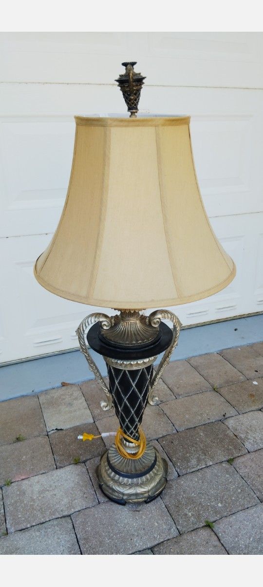 Vintage Style Lamp 