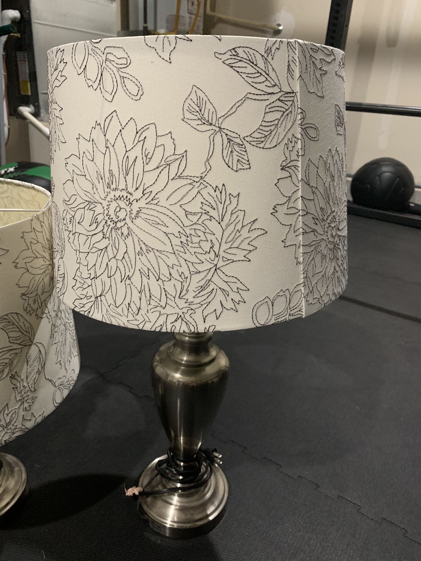 2 Beautiful silver lamp