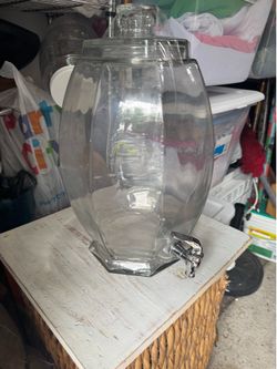Glass Dispenser 3 gallon