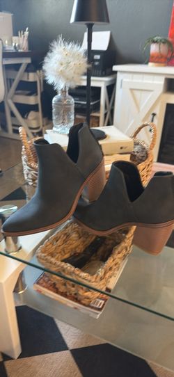 Suede like black booties