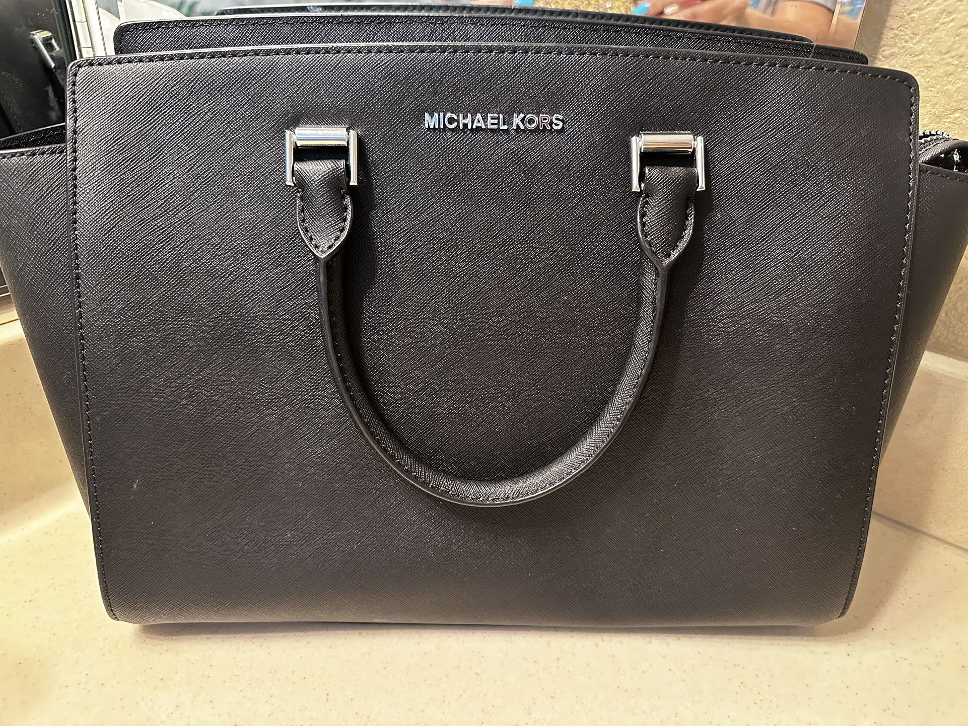 Michael Kors Selma Black Handbag Large NWOT
