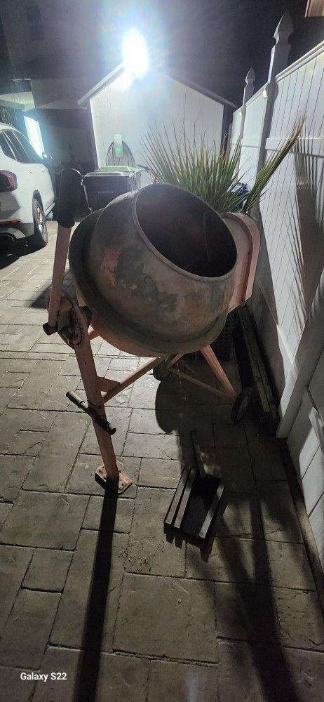 concrete mixer 