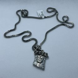 Franco necklace with jesus piece