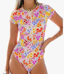 CUPSHE One Piece Swimsuit for Women Mock Neck Zipper Short Sleeve Bathing Suit
