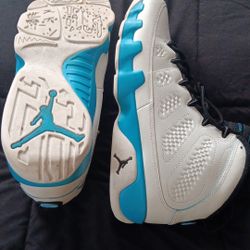 Air Jordan 9 