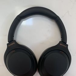 Sony WH-1000XM4 Headphones