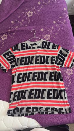 Insomniac Shirt Size Large 