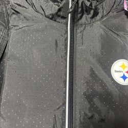 NFL Steelers Windbreaker Size Medium NWT