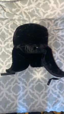 BlACK FUR HAT NEW VISALIA $8
