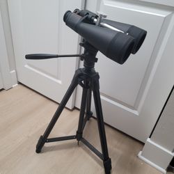 Skymaster 20x80 Binoculars with Tripod and Carrying Cases
