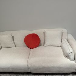 82 MODERN WHITE SOFA