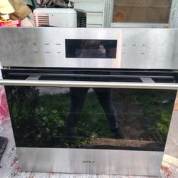 Wolf 24" Single Oven