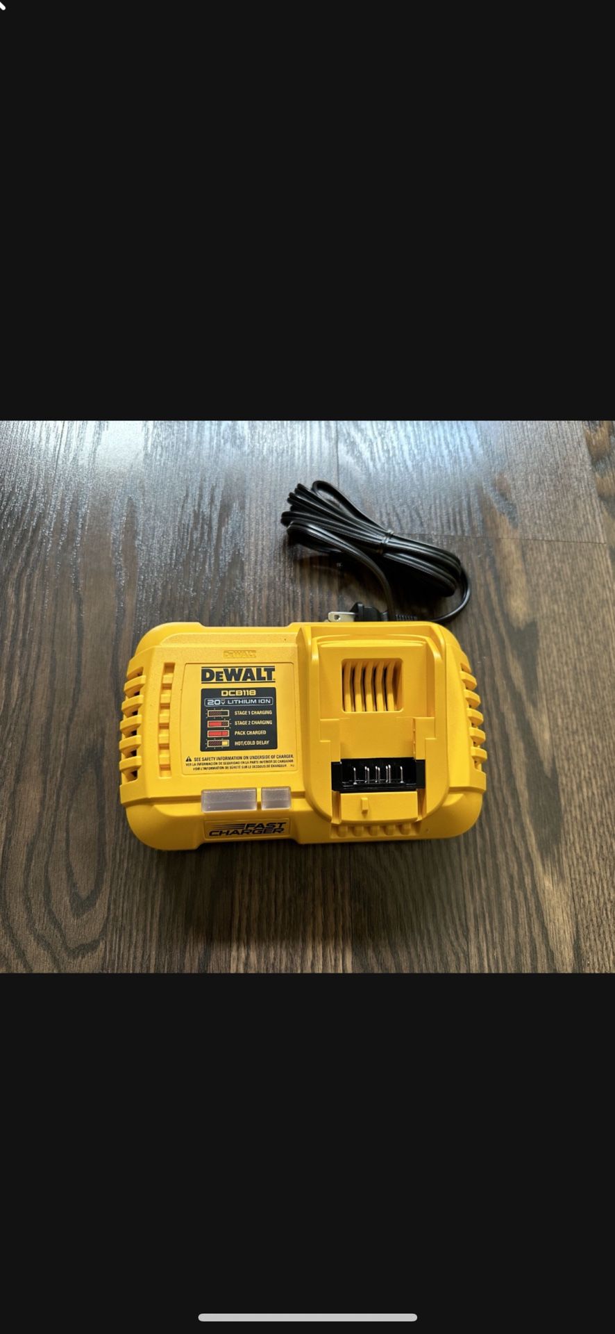 Brand new Dewalt 20V fast charger