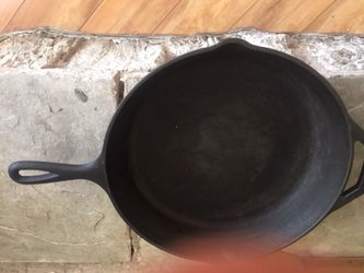 Iron frying pan