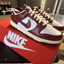 Nike Dunk Vintage Red Size 8 In Women 