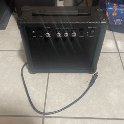 20 W Bass/Guitar Amplifier