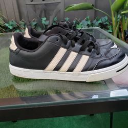 Adidas Mens Size 10.5 M