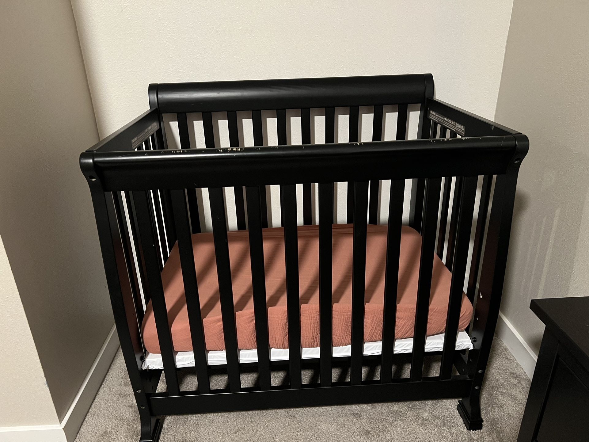 Mini Crib 