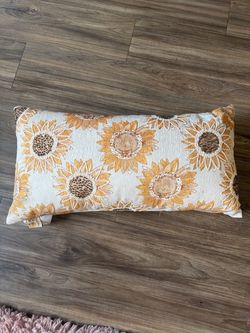 Beaded sunflower throw pillow