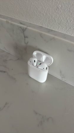 Airpods 2nd Gen With Charging Cable