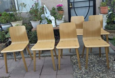 6 TON WOOD CHAIRS. 