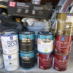 Tengo varios galones de Pintura diferentes Colores los de aceite a 20 y los demás 15