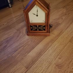 “For sale: Vintage Seth Thomas mantle clock,