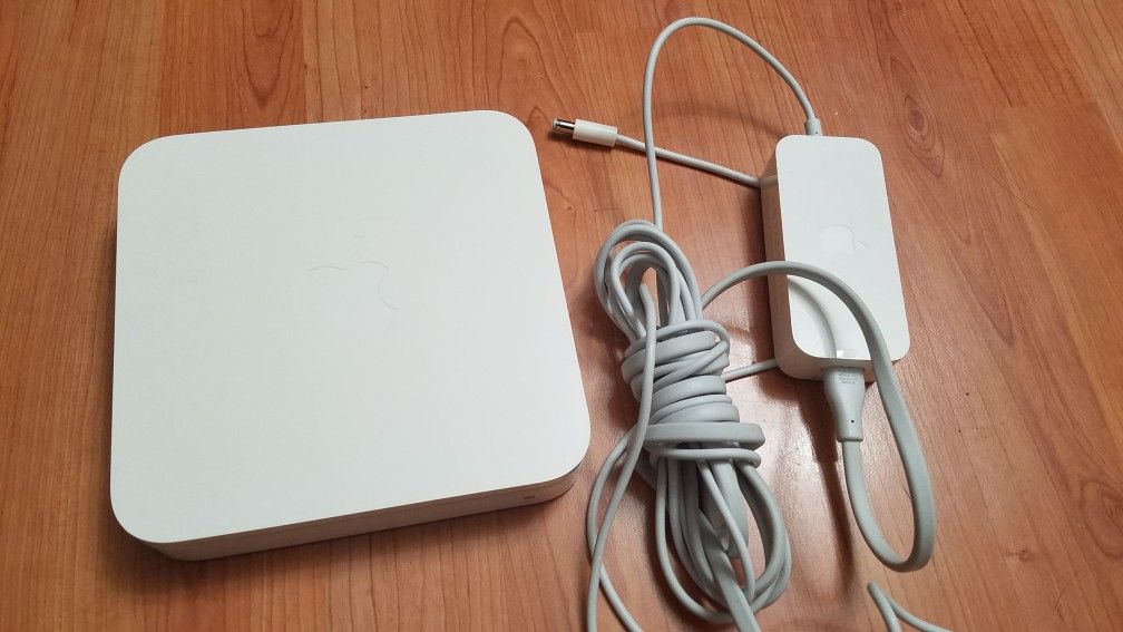 Apple AirPort Extreme Base Station A1354 Wireless-N Router