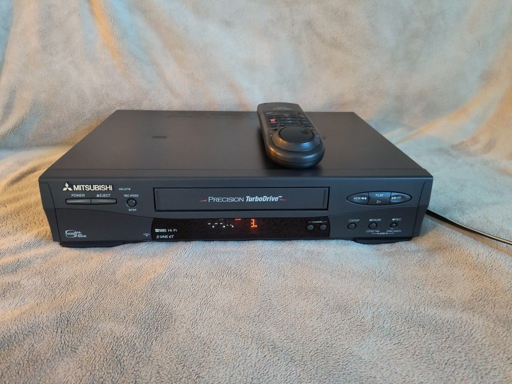 Mitsubishi  - VCR  Model U778 With Original remote
