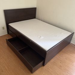 Bed with storage and ikea matress