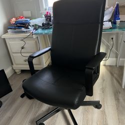 Black Desk Chair Great Condition 