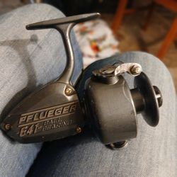 Vintage Pflueger Fishing Reel No. 641 Ball Bearings