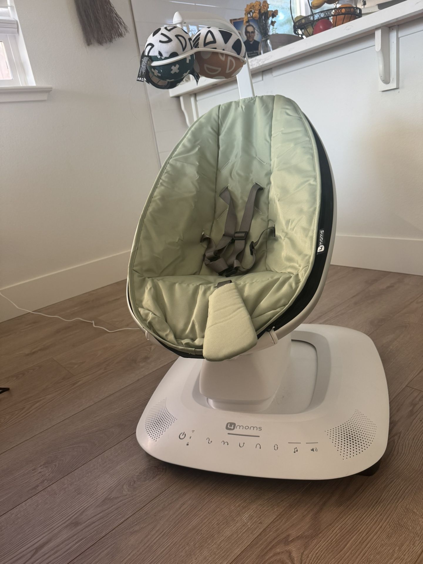Mamaroo 1046