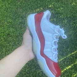 Jordan 11 Low Cherry