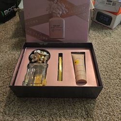 Daisy Marc Jacob's Perfume And Lotion 