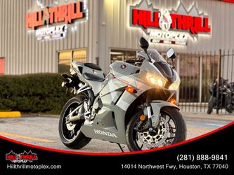 2025 HONDA CBR600RR